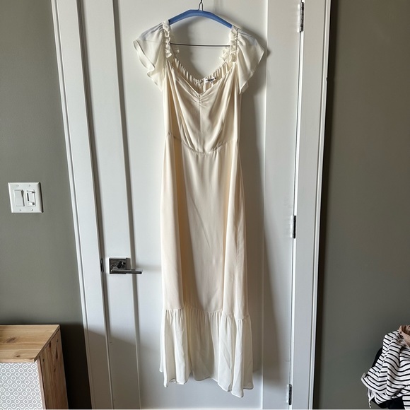 Reformation Butterfly Dress -Ivory - Picture 6 of 8